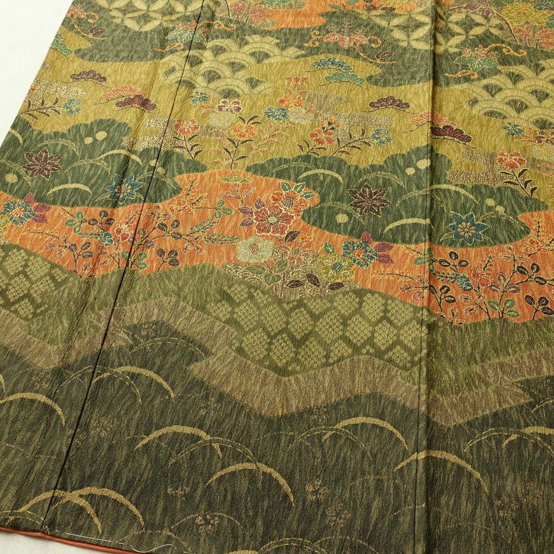 小紋 良品 しつけ糸付き 総柄 付下小紋 正絹 木の葉・植物柄 袷仕立て 身丈165.5cm 裄丈65.5cm 金彩 着物 黄・黄土色_画像4