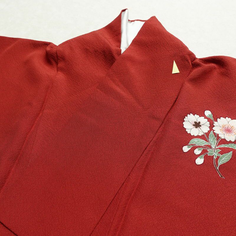 振袖 縮緬 正絹 花柄 袷仕立て 身丈159.5cm 裄丈65.5cm 箔 金彩 フォーマル 二十歳 着物 赤・朱_画像18