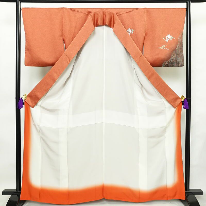 付け下げ 良品 正絹 古典柄 袷仕立て 身丈164.5cm 裄丈68cm 箔 フォーマル 着物 橙_画像3