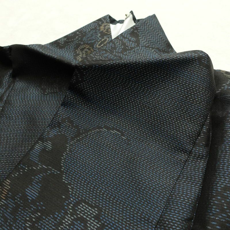 大島紬 良品 証紙なし しつけ糸付き 正絹 木の葉・植物柄 袷仕立て 身丈159cm 裄丈63.5cm 着物 青・紺_画像17