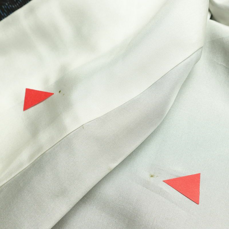 大島紬 良品 証紙なし しつけ糸付き 正絹 木の葉・植物柄 袷仕立て 身丈159cm 裄丈63.5cm 着物 青・紺_画像20