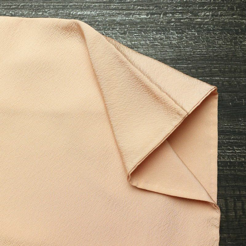 色無地 良品 茶渋染 落款入り 縮緬 一つ紋付き 正絹 無地 袷仕立て 身丈157cm 裄丈64cm フォーマル 着物 ベージュ_画像14