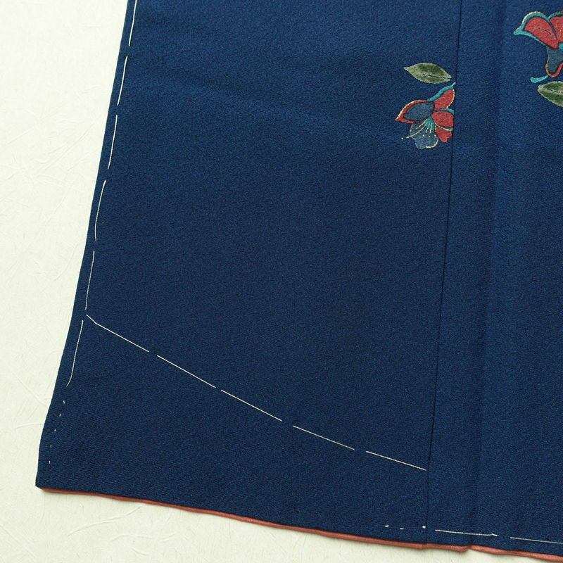 小紋 しつけ糸付き 縮緬 飛び柄 正絹 花柄 袷仕立て 身丈172cm 裄丈69cm 金彩 着物 青・紺_画像12