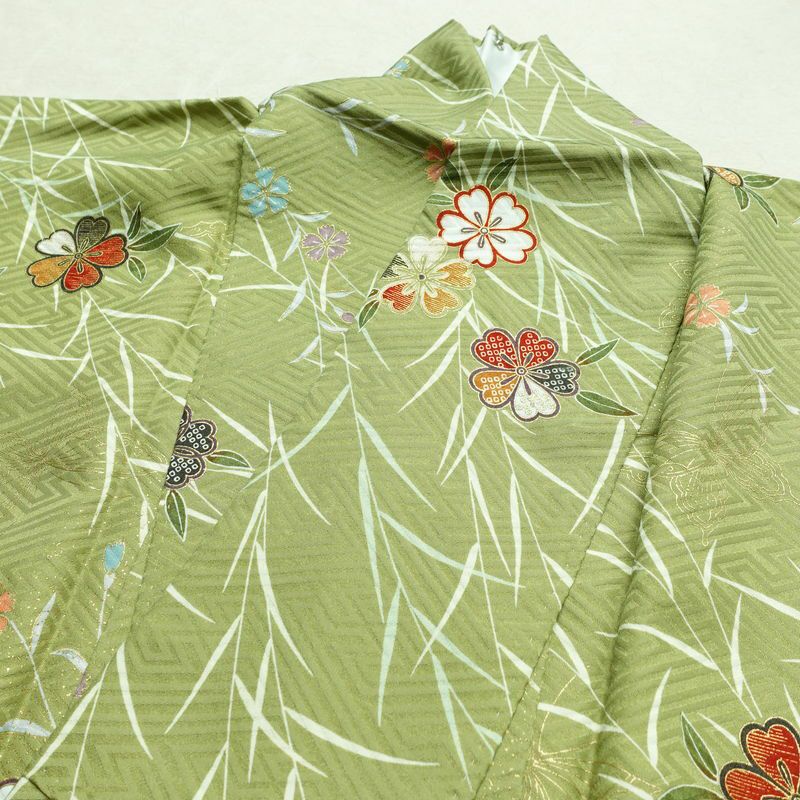小紋 良品 ポリエステル 花柄 袷仕立て 身丈160cm 裄丈64cm 金彩 着物 緑・うぐいす色_画像17