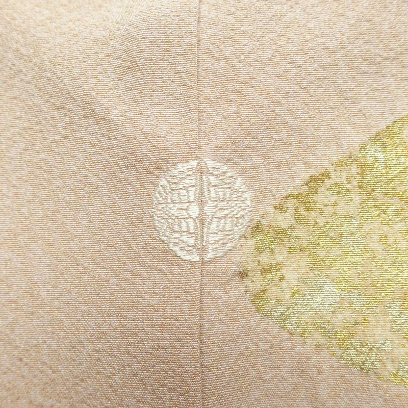 訪問着 良品 縮緬 絞り 一つ紋付き 正絹 花柄 袷仕立て 身丈162cm 裄丈67cm 箔 菊 フォーマル 着物 ピンク_画像13