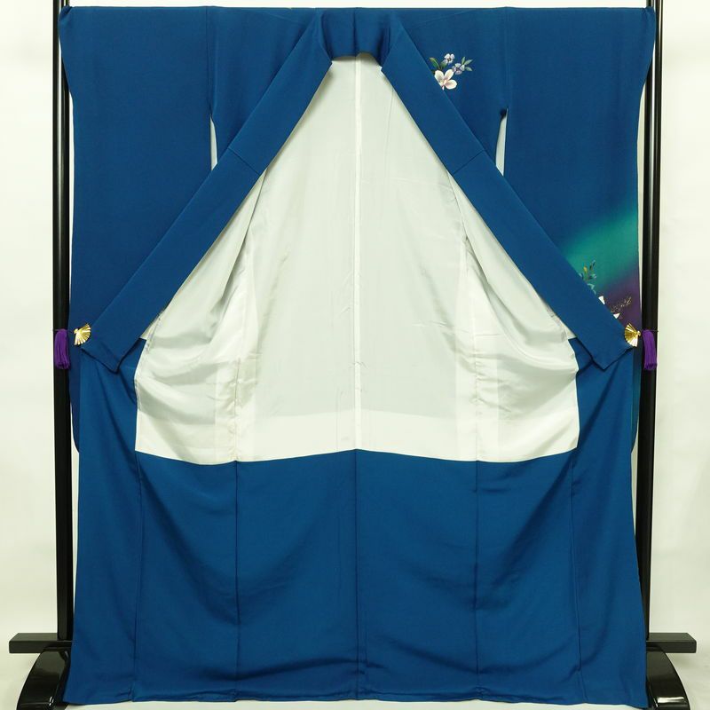 振袖 縮緬 正絹 花柄 袷仕立て 身丈172.5cm 裄丈70cm 箔 金彩 フォーマル 二十歳 着物 青・紺_画像3