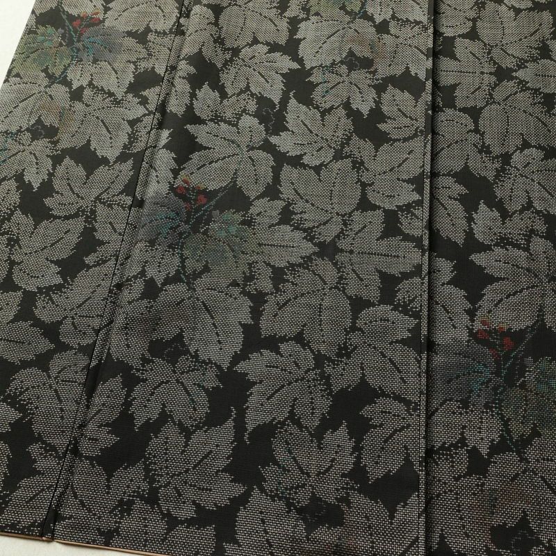 大島紬 正絹 木の葉・植物柄 袷仕立て 証紙なし 身丈160.5cm 裄丈65cm 着物 茶_画像4