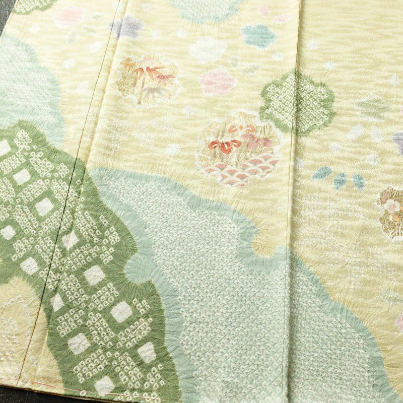 訪問着 美品 しつけ糸付き 絞り 正絹 古典柄 袷仕立て 身丈170.5cm 裄丈69cm 箔 共八掛 金彩 フォーマル 着物 クリーム_画像4