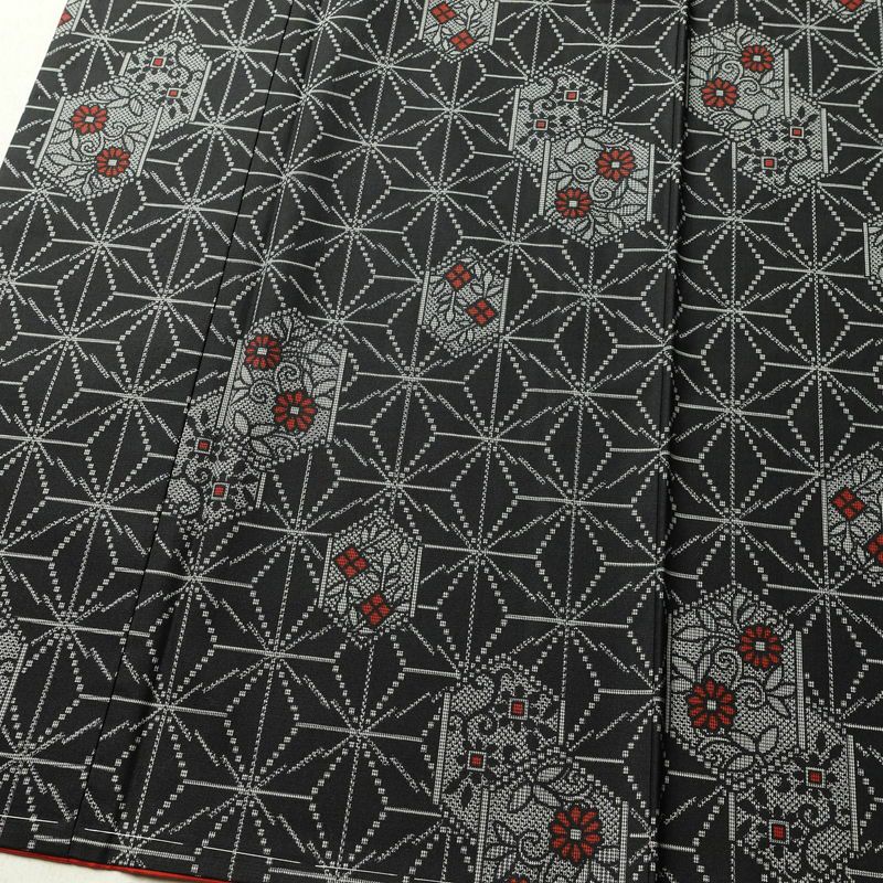 紬 美品 しつけ糸付き 正絹 麻の葉柄 袷仕立て 身丈159cm 裄丈65.5cm 花柄 着物 黒_画像4