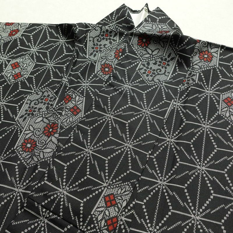 紬 美品 しつけ糸付き 正絹 麻の葉柄 袷仕立て 身丈159cm 裄丈65.5cm 花柄 着物 黒_画像16