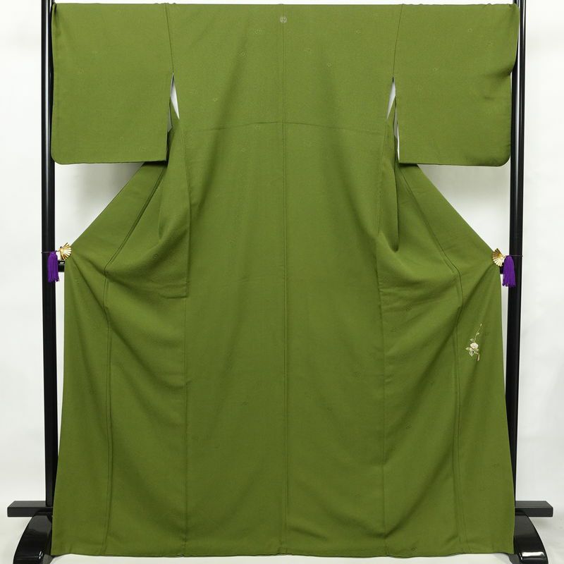 色無地 良品 草木染 一つ紋付き 正絹 花柄 袷仕立て 身丈171.5cm 裄丈71cm フォーマル 金彩 着物 緑・うぐいす色_画像1
