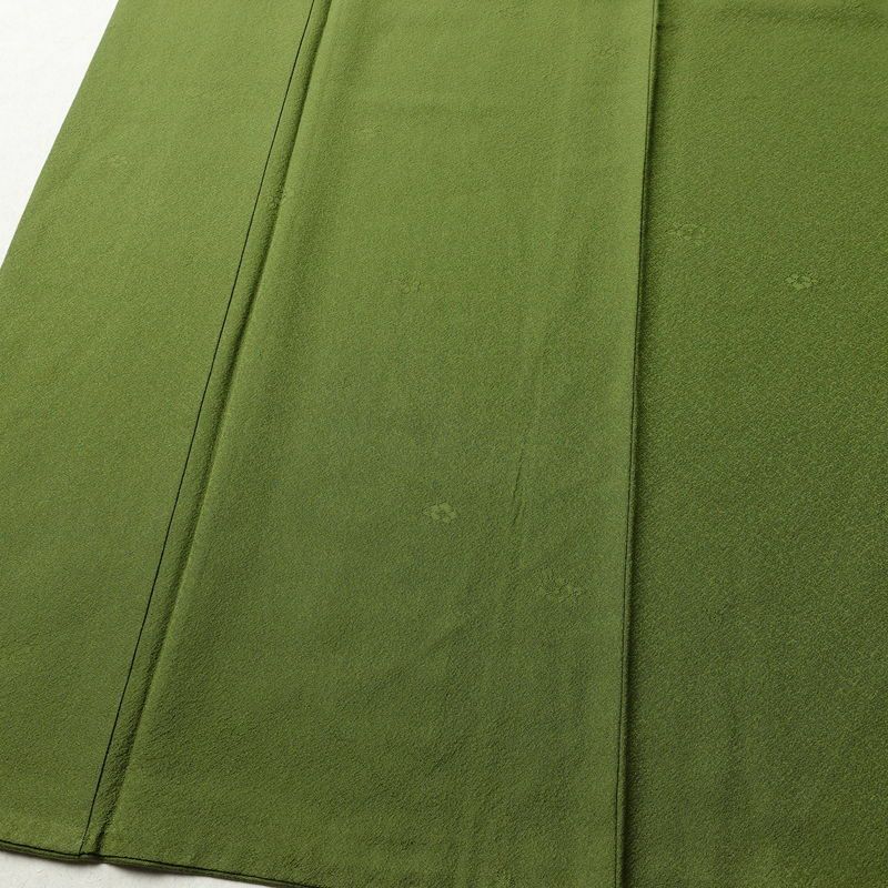 色無地 良品 草木染 一つ紋付き 正絹 花柄 袷仕立て 身丈171.5cm 裄丈71cm フォーマル 金彩 着物 緑・うぐいす色_画像4