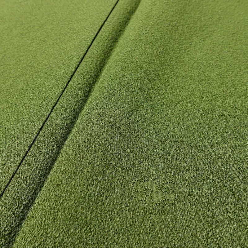 色無地 良品 草木染 一つ紋付き 正絹 花柄 袷仕立て 身丈171.5cm 裄丈71cm フォーマル 金彩 着物 緑・うぐいす色_画像9