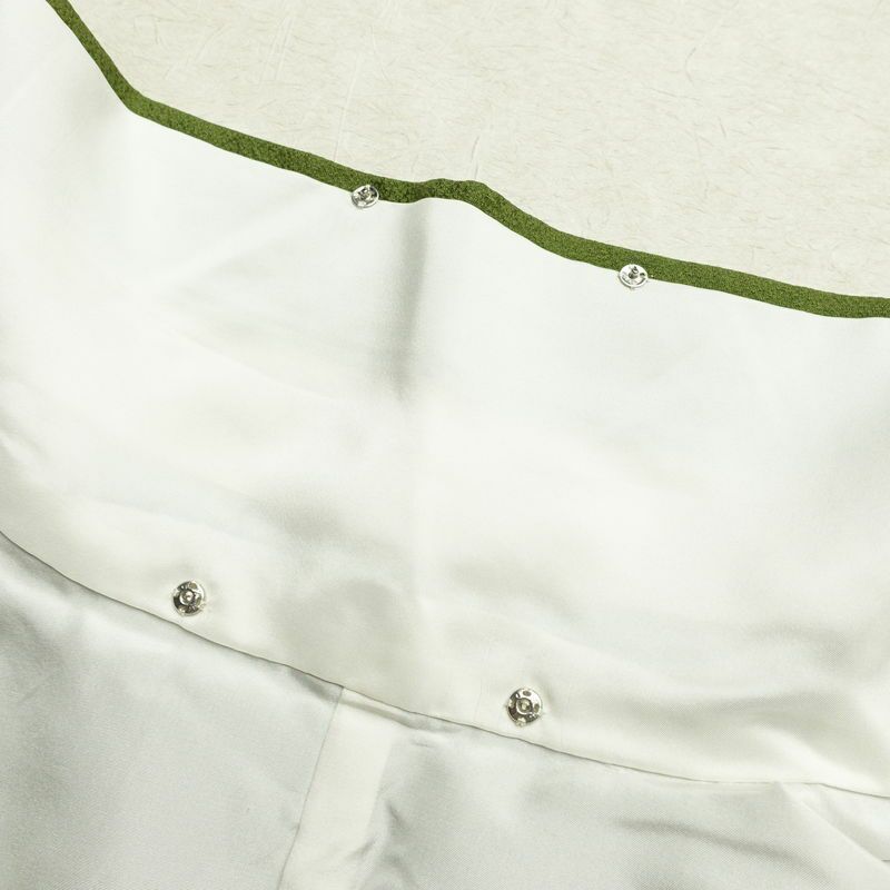 色無地 良品 草木染 一つ紋付き 正絹 花柄 袷仕立て 身丈171.5cm 裄丈71cm フォーマル 金彩 着物 緑・うぐいす色_画像20