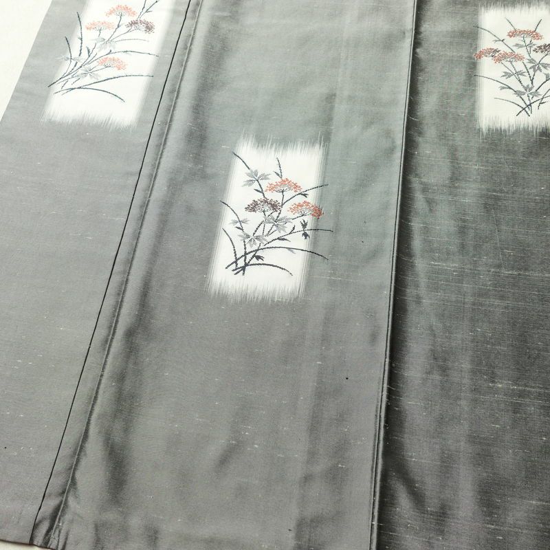 付け下げ 良品 紬地 正絹 木の葉・植物柄 袷仕立て 身丈157.5cm 裄丈64cm 着物 グレー_画像7