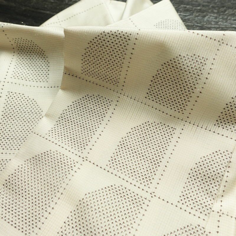 大島紬 付下 良品 証紙なし しつけ糸付き 正絹 幾何学柄・抽象柄 袷仕立て 身丈163.5cm 裄丈65cm 着物 白_画像17