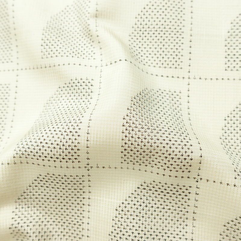 大島紬 付下 良品 証紙なし しつけ糸付き 正絹 幾何学柄・抽象柄 袷仕立て 身丈163.5cm 裄丈65cm 着物 白_画像21