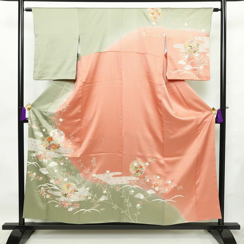 訪問着 美品 金駒刺繍 綸子 正絹 古典柄 袷仕立て 身丈155cm 裄丈63cm 箔 共八掛 金彩 フォーマル 着物 緑・うぐいす色_画像1