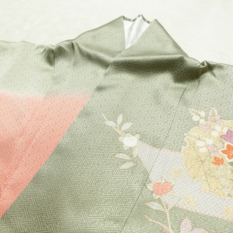 訪問着 美品 金駒刺繍 綸子 正絹 古典柄 袷仕立て 身丈155cm 裄丈63cm 箔 共八掛 金彩 フォーマル 着物 緑・うぐいす色_画像17