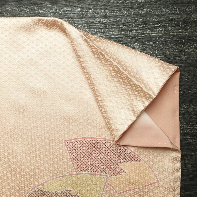 付け下げ 良品 しつけ糸付き 一つ紋付き 正絹 古典柄 袷仕立て 身丈170.5cm 裄丈68cm 箔 フォーマル 着物 扇面 ピンク_画像15