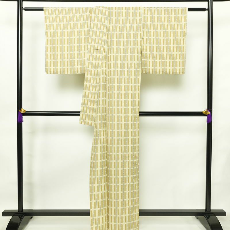 単衣 小紋 良品 ポリエステル 縞柄・線柄 単衣仕立て 身丈163.5cm 裄丈67cm 着物 ベージュ_画像2