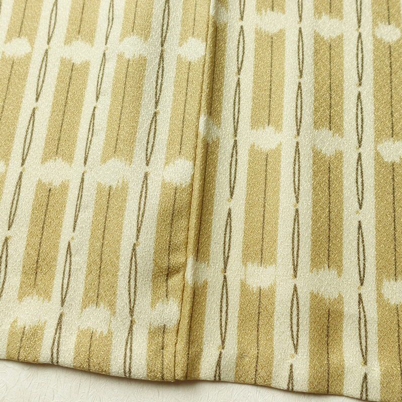 単衣 小紋 良品 ポリエステル 縞柄・線柄 単衣仕立て 身丈163.5cm 裄丈67cm 着物 ベージュ_画像11