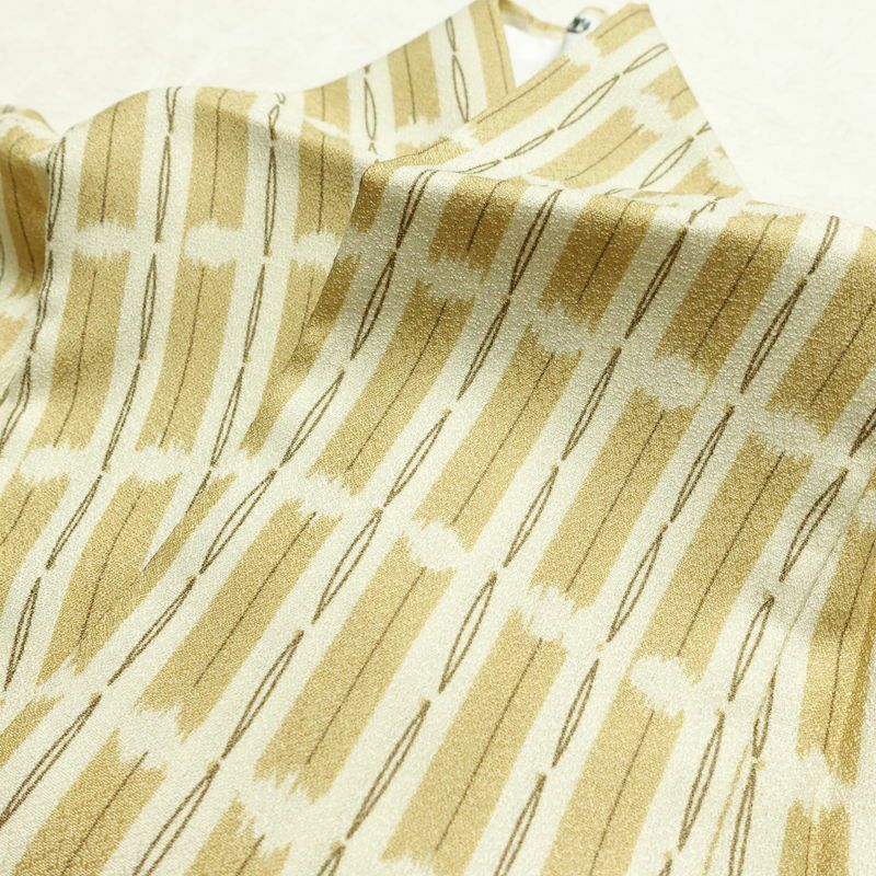 単衣 小紋 良品 ポリエステル 縞柄・線柄 単衣仕立て 身丈163.5cm 裄丈67cm 着物 ベージュ_画像17