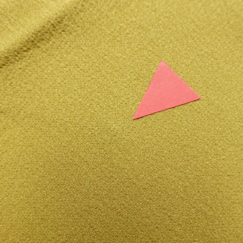 色無地 一つ紋付き 正絹 無地 袷仕立て 身丈150.5cm 裄丈63cm フォーマル 着物 黄・黄土色_画像12