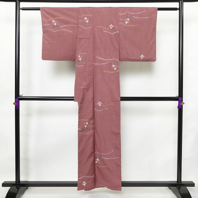 小紋 良品 紬地 絞り 正絹 幾何学柄・抽象柄 袷仕立て 身丈154.5cm 裄丈64cm 着物 紫・藤色_画像2