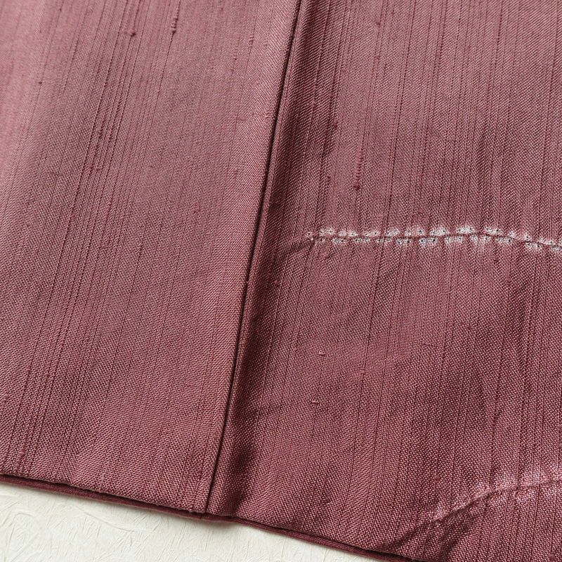 小紋 良品 紬地 絞り 正絹 幾何学柄・抽象柄 袷仕立て 身丈154.5cm 裄丈64cm 着物 紫・藤色_画像10