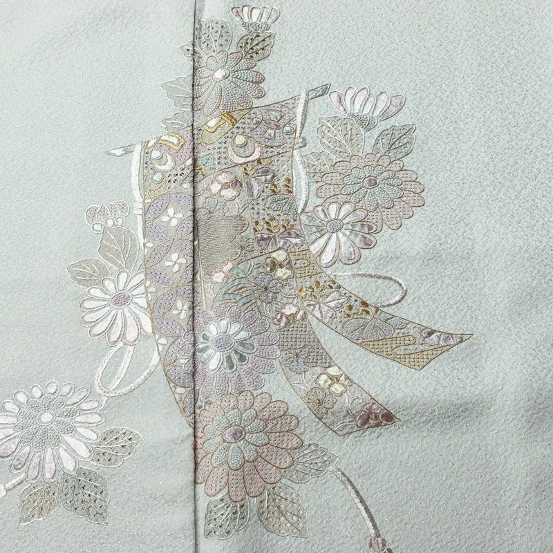 付け下げ スワトウ刺繍 相良刺繍 一つ紋付き 正絹 古典柄 袷仕立て 身丈152.5cm 裄丈65.5cm 刺繍 一部しつけ糸付き 金糸 フォーマル 着物 グレー_画像6