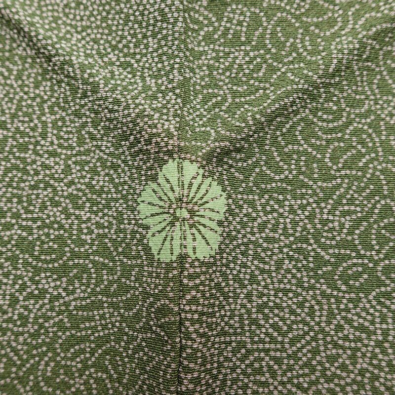 小紋 良品 縮緬 一つ紋付き 江戸小紋 正絹 古典柄 袷仕立て 身丈160.5cm 裄丈69.5cm 共八掛 着物 緑・うぐいす色_画像12
