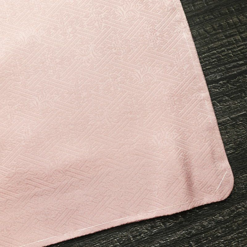 付け下げ 良品 しつけ糸付き 綸子 一つ紋付き 正絹 木の葉・植物柄 袷仕立て 身丈165cm 裄丈65cm 箔 刺繍 フォーマル 着物 ピンク_画像16