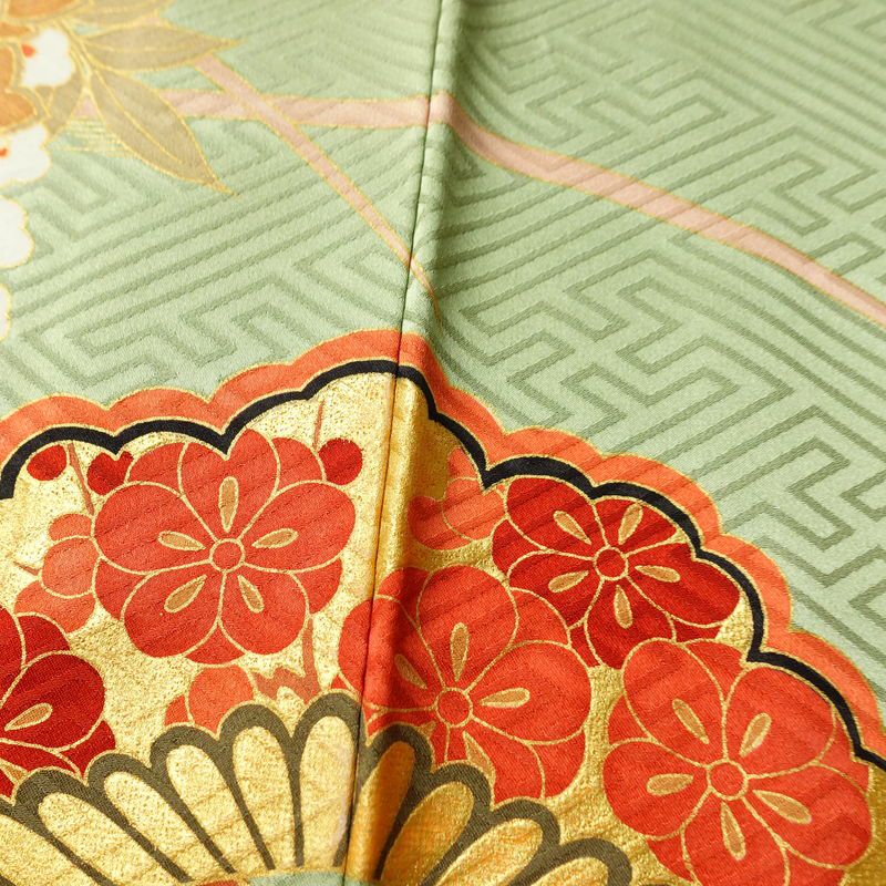 振袖 良品 金駒刺繍 セット品 長襦袢 正絹 古典柄 袷仕立て 身丈166.5cm 裄丈69cm 箔 フォーマル 着物 松 蝶 緑・うぐいす色_画像11