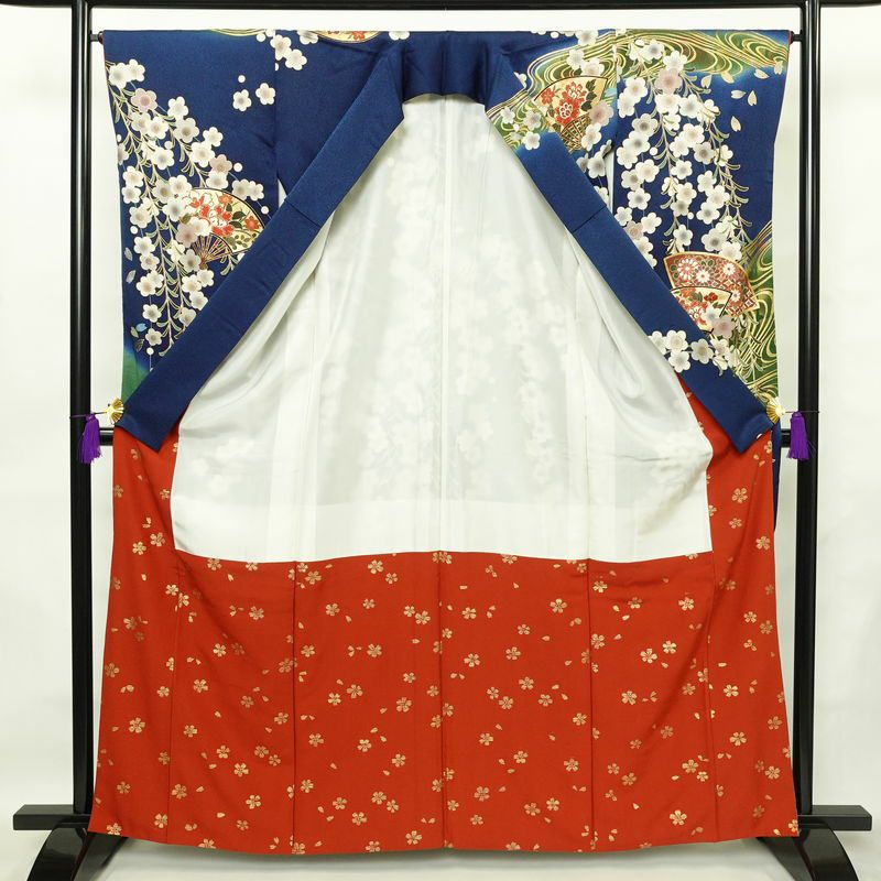 振袖 良品 金駒刺繍 正絹 古典柄 袷仕立て 身丈162cm 裄丈65.5cm 箔 金彩 梅 フォーマル 着物 青・紺_画像3