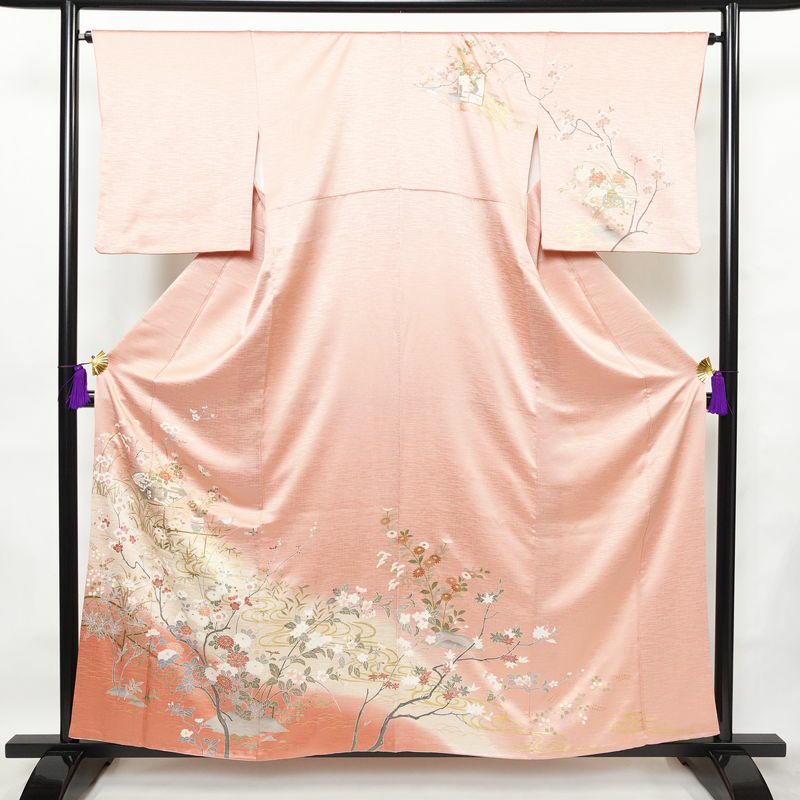 訪問着 良品 綸子 正絹 古典柄 袷仕立て 身丈158cm 裄丈65cm 箔 フォーマル 着物 ピンク_画像1