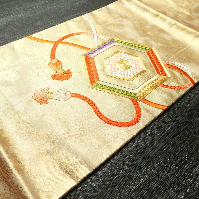 名古屋帯 太鼓柄 良品 金駒刺繍 正絹 古典柄 名古屋仕立て 箔 刺繍 金糸 帯 金・銀_画像12