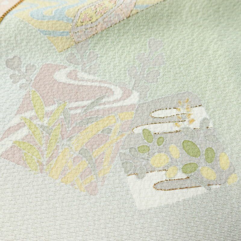 付け下げ 良品 落款入り 金駒刺繍 縮緬 正絹 古典柄 袷仕立て 身丈163cm 裄丈66cm 箔 一部しつけ糸付き フォーマル 着物 緑・うぐいす色_画像9