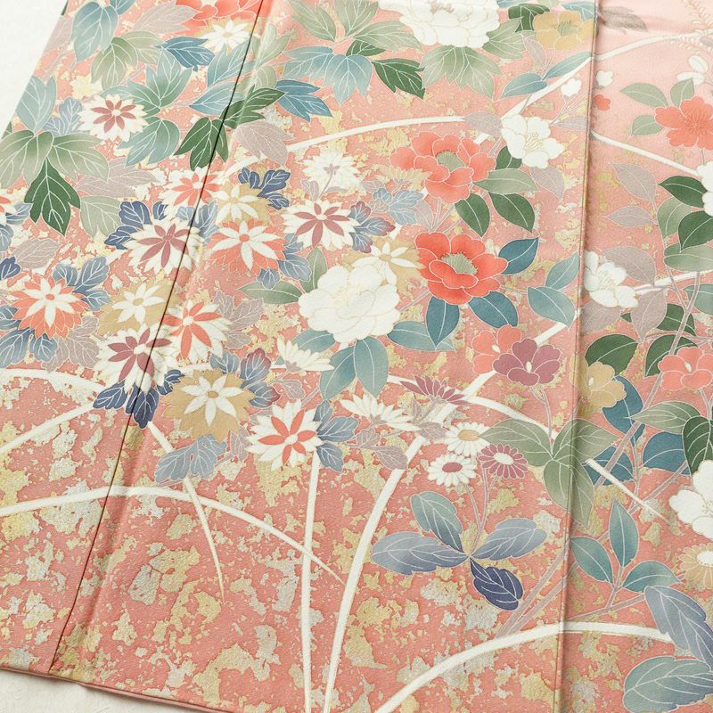 訪問着 良品 縮緬 正絹 花柄 袷仕立て 身丈162.5cm 裄丈66.5cm 金彩 フォーマル 着物 ピンク_画像4