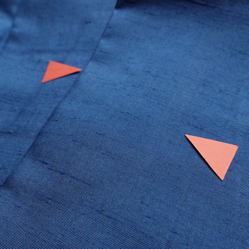 付け下げ 正絹 紬地 花柄 袷仕立て 身丈157.5cm 裄丈65cm 着物 青・紺_画像15