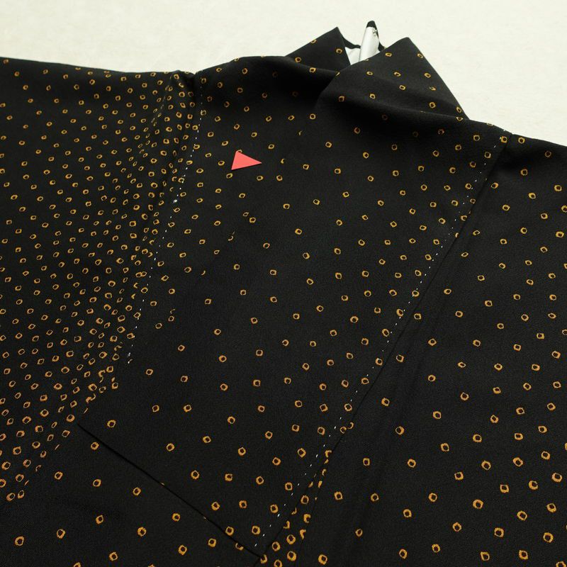 小紋 縮緬 正絹 その他の柄 袷仕立て 身丈153cm 裄丈68cm 着物 黒_画像16