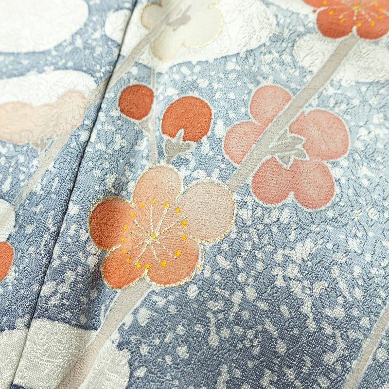 訪問着 落款入り 綸子 正絹 花柄 袷仕立て 身丈165cm 裄丈66cm 箔 共八掛 梅 金彩 フォーマル 着物 グレー_画像7