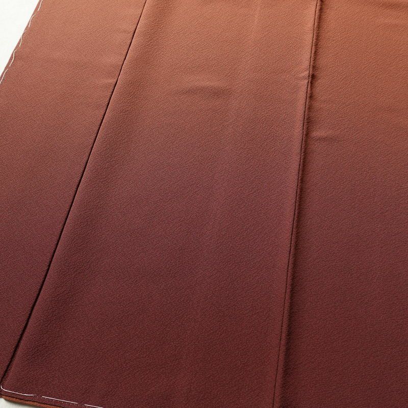 色無地 美品 しつけ糸付き 縮緬 一つ紋付き 正絹 その他の柄 袷仕立て 身丈167cm 裄丈66cm 共八掛 着物 茶_画像4