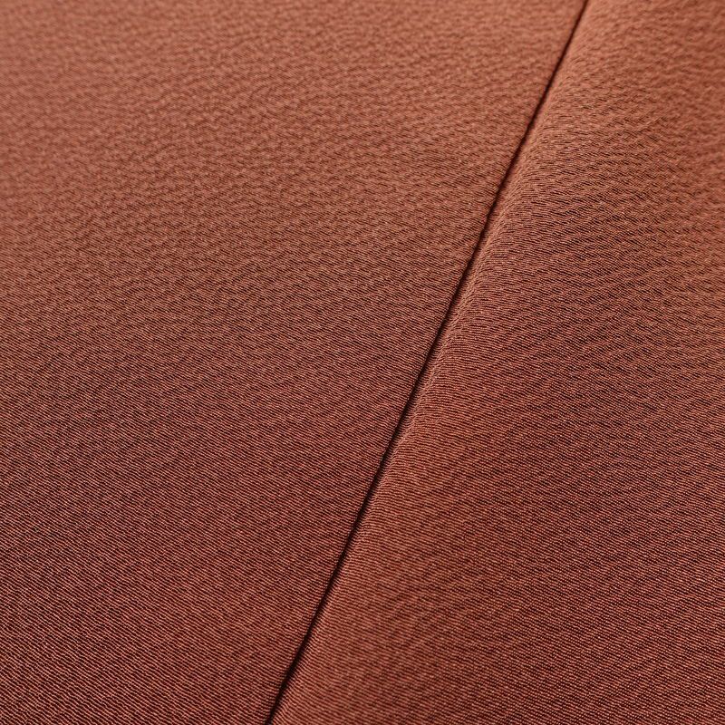 色無地 美品 しつけ糸付き 縮緬 一つ紋付き 正絹 その他の柄 袷仕立て 身丈167cm 裄丈66cm 共八掛 着物 茶_画像8