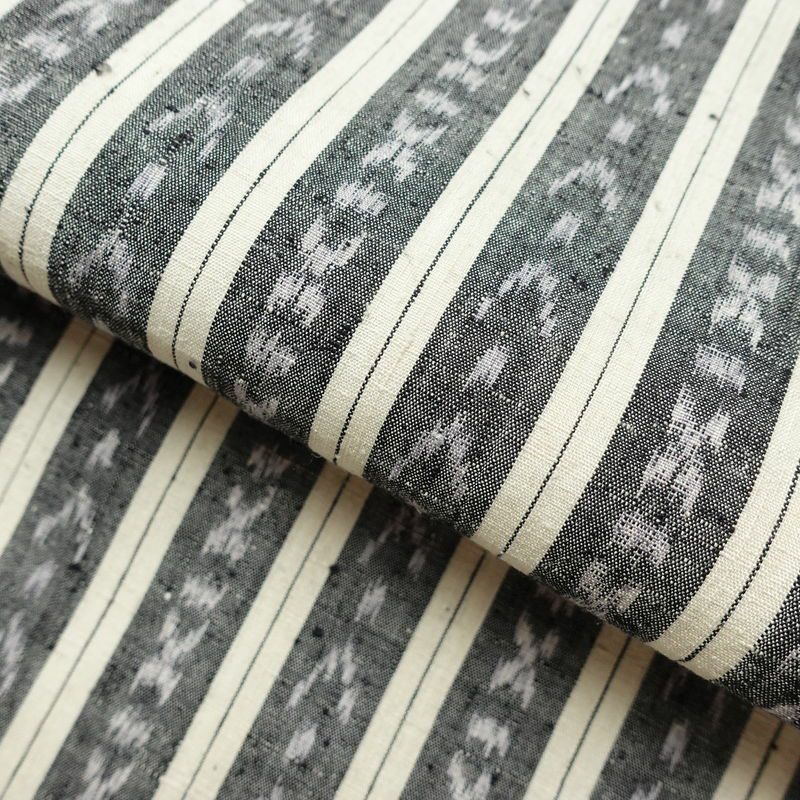 紬 良品 しつけ糸付き 正絹 縞柄・線柄 袷仕立て 身丈159.5cm 裄丈65.5cm 着物 グレー_画像19