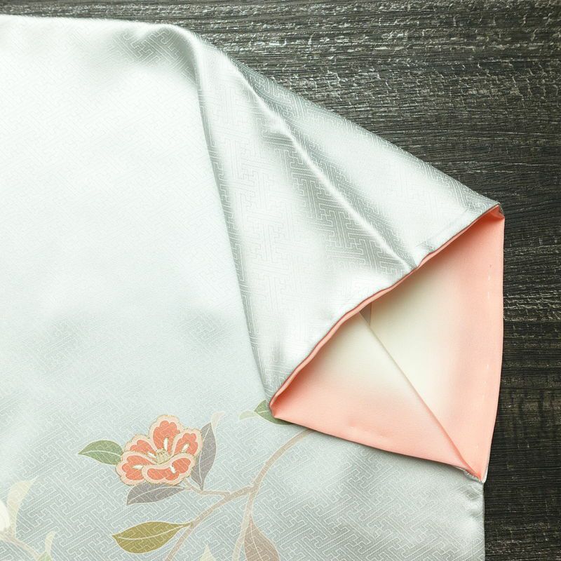 訪問着 美品 綸子 花柄 袷仕立て 身丈166.5cm 裄丈69.5cm 箔 一部しつけ糸付き フォーマル 着物 青・紺_画像16