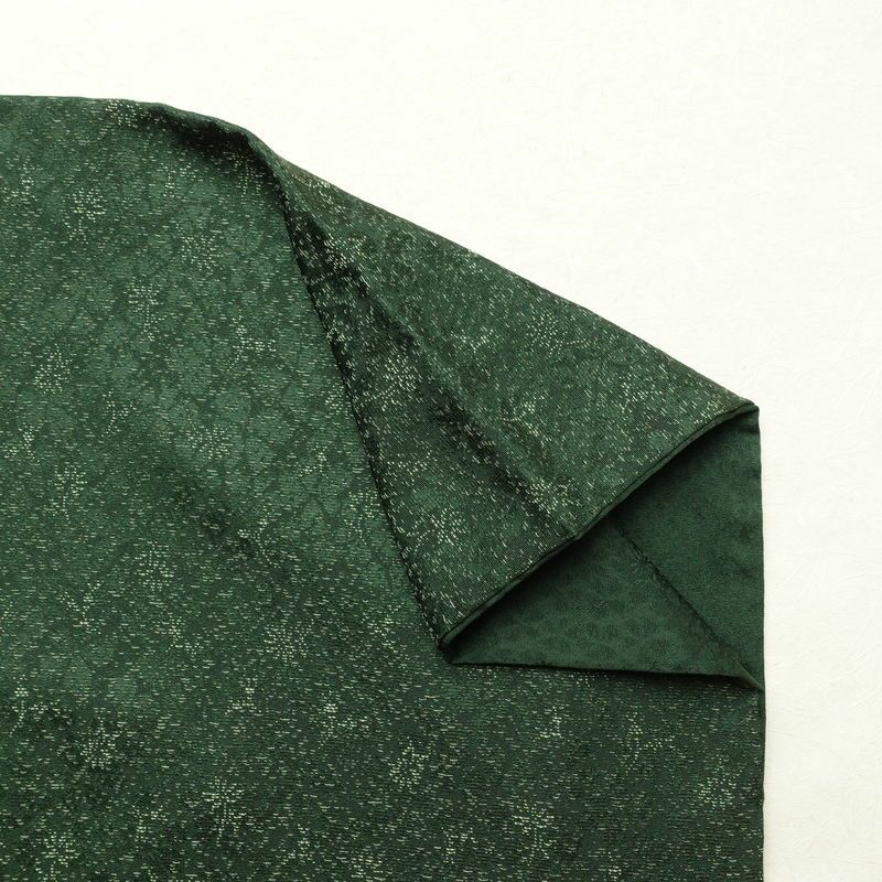 色無地 落款入り 一つ紋付き 正絹 木の葉・植物柄 袷仕立て 身丈159.5cm 裄丈64cm 着物 緑・うぐいす色_画像16