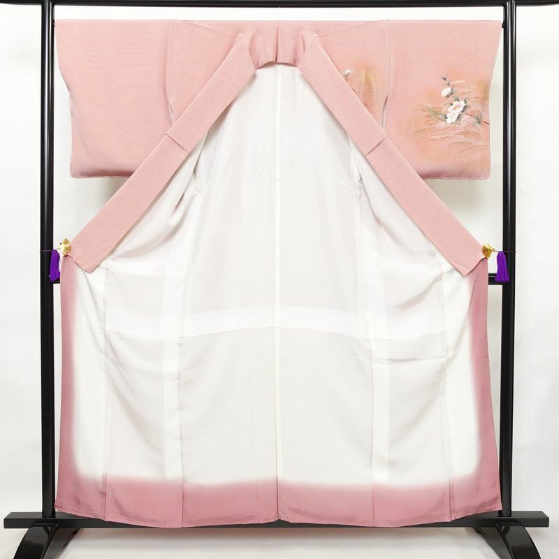 付け下げ しつけ糸付き 正絹 花柄 袷仕立て 身丈157.5cm 裄丈67cm 箔 フォーマル 着物 ピンク_画像3