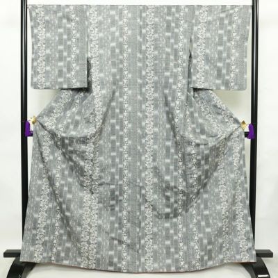 紬 正絹 縞柄・線柄 袷仕立て 身丈167cm 裄丈67cm 着物 グレー