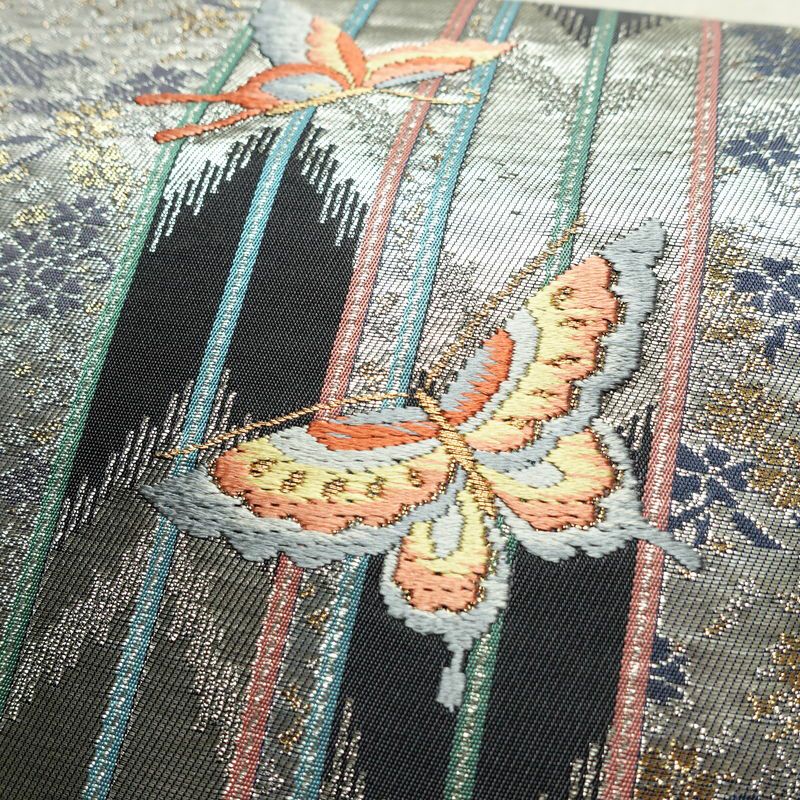 袋帯 六通柄 フォーマル用 正絹 蝶・昆虫柄 箔 金糸 帯 金・銀_画像3